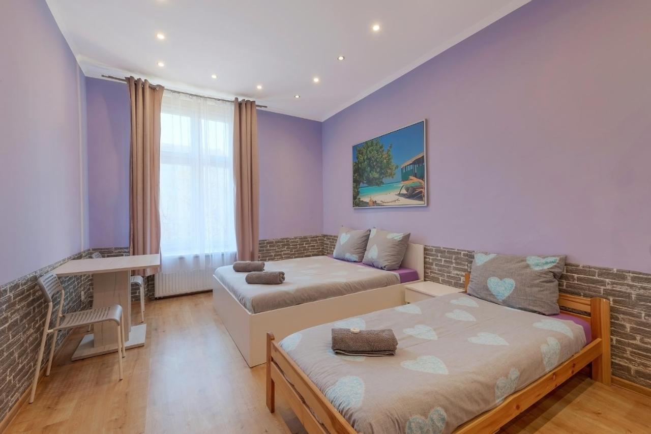 70S Guest Room Krakow Exterior photo