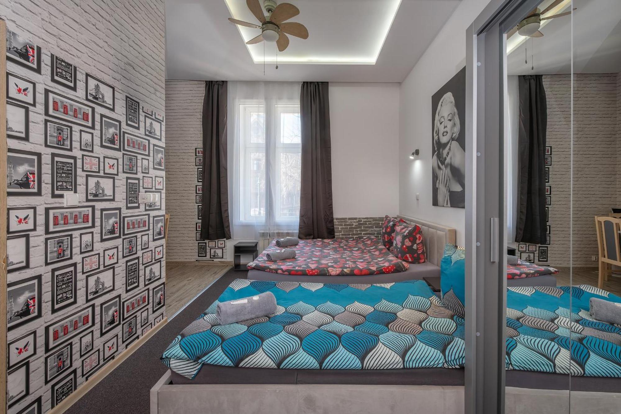 70S Guest Room Krakow Exterior photo